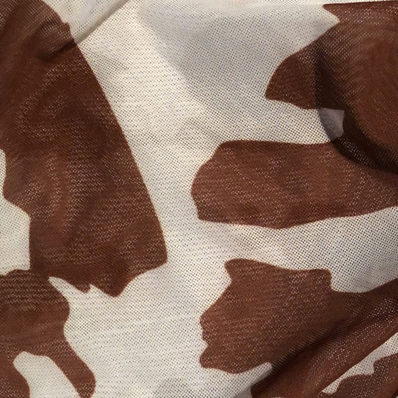 Giraffe print beach / pool coverup skirt - Picture 5 of 9